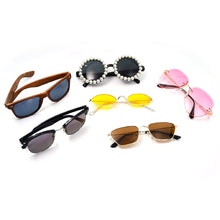 4951 1Pc Mix frame Sunglasses for men and women. Multi color and Different shape and design. DeoDap